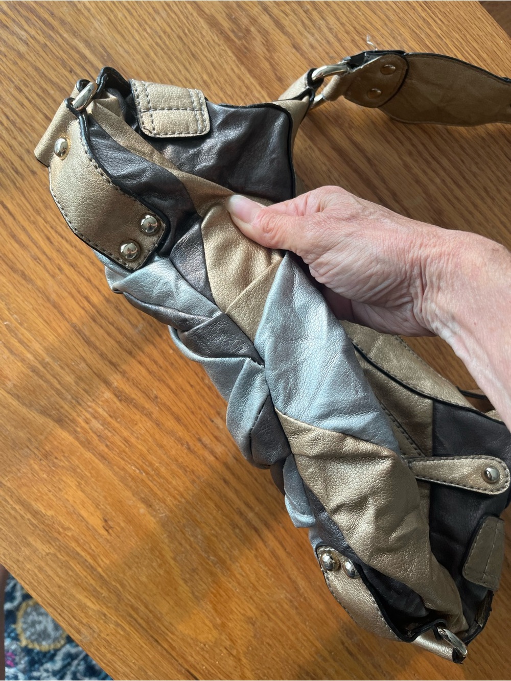 Guess Hobo Metallic Shoulder Bag - Picture 4 of 11